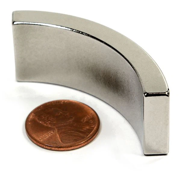 Obloukový neodymový magnet N52